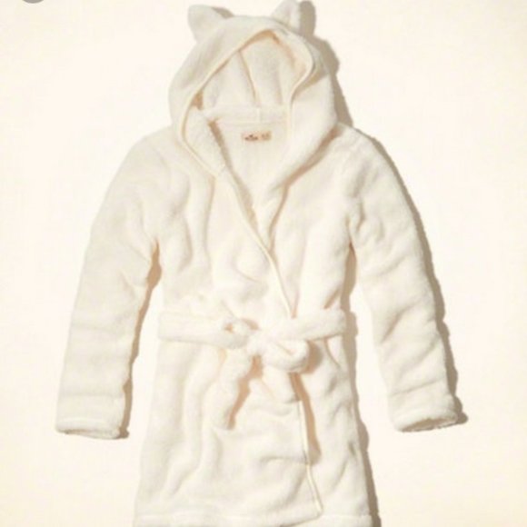 Hollister Other - Hollister Cozy Cat Ear Robe in Cream XS/S
